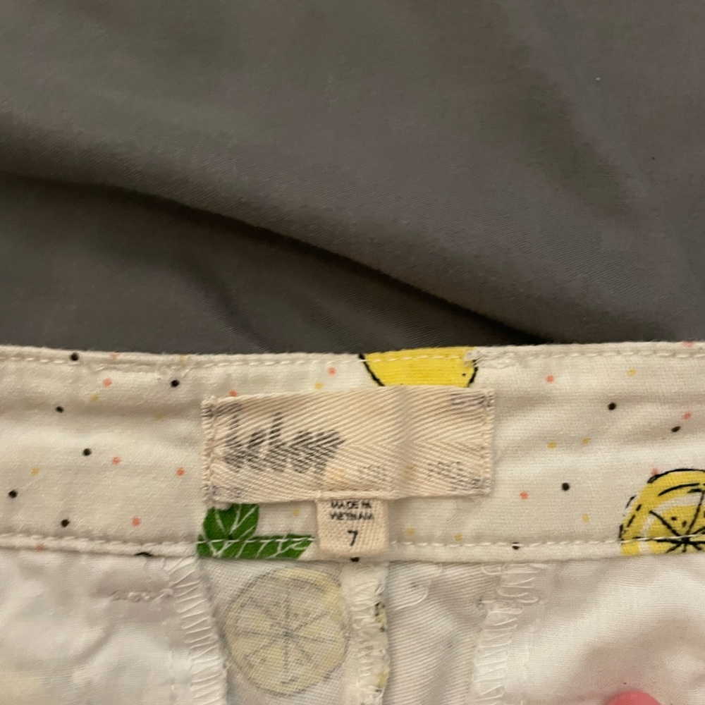 Bebop lemon shorts.